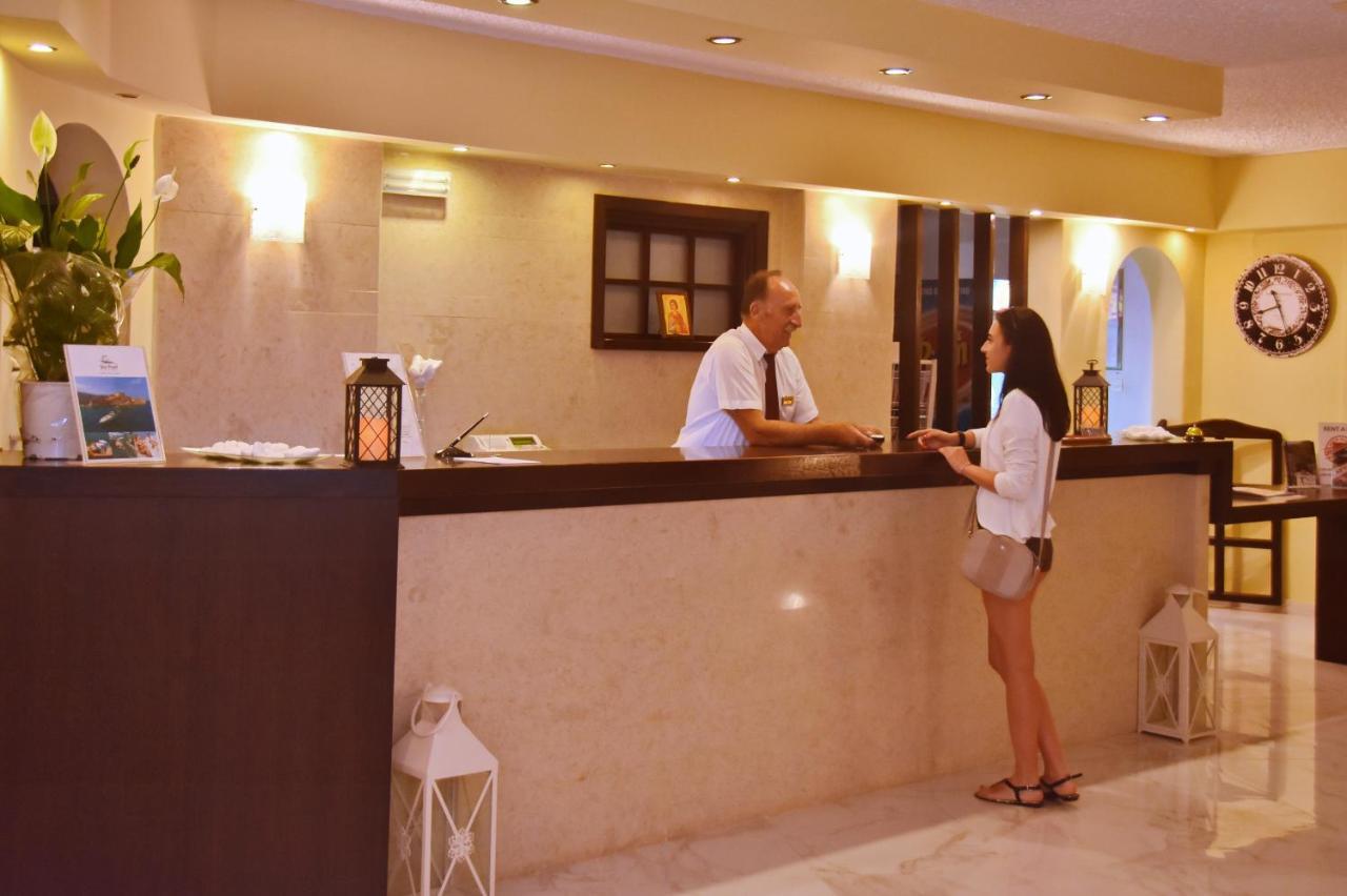אניסאראס Ocean Heights View Hotel מראה חיצוני תמונה