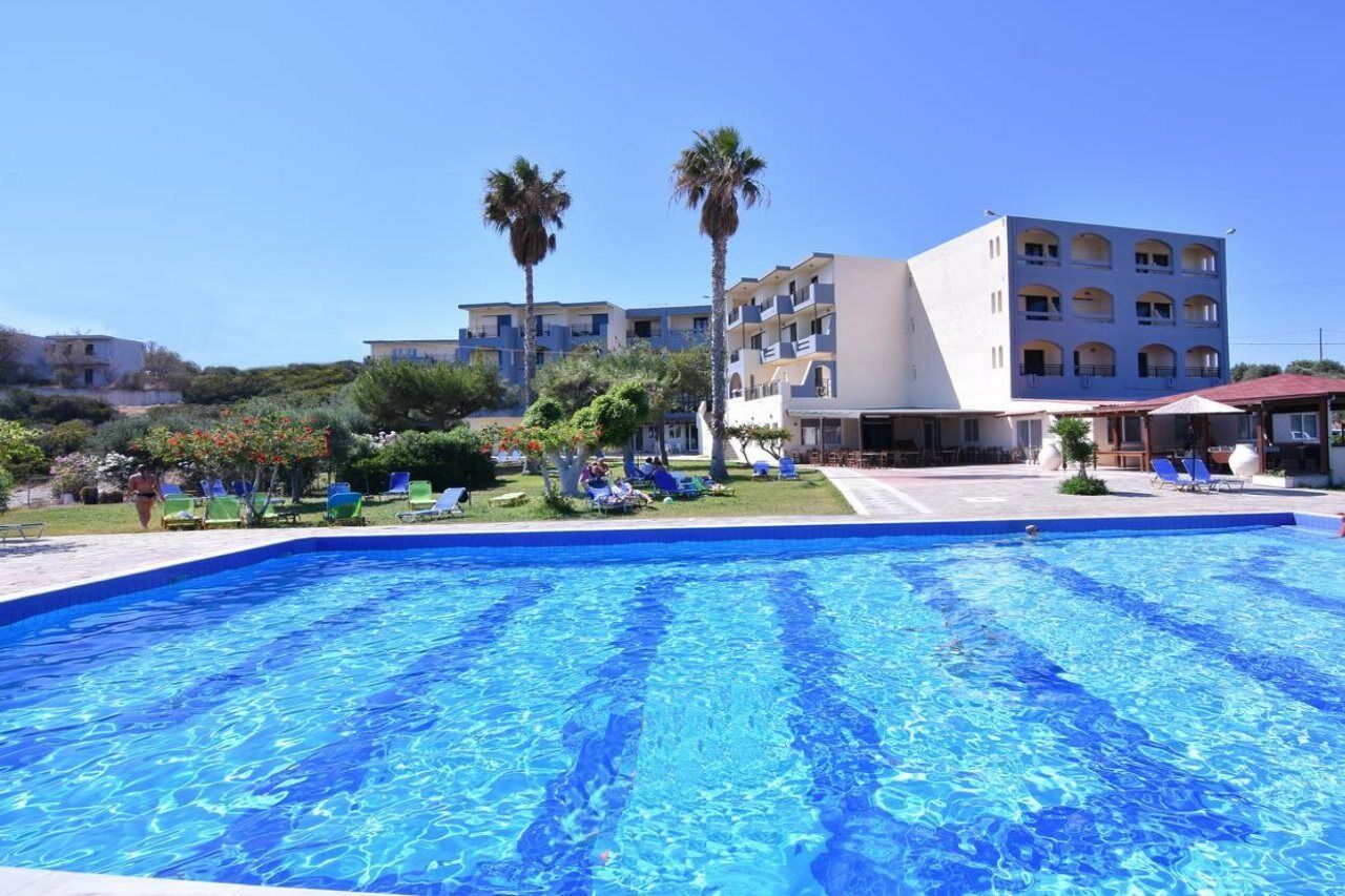 אניסאראס Ocean Heights View Hotel מראה חיצוני תמונה